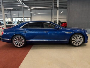 Седан Bentley Flying Spur 2021 года, 23990000 рублей, Павловская Слобода