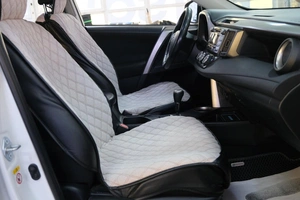 Внедорожник Toyota RAV4 2013 года, 2249000 рублей, Омск