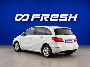 Хетчбэк Mercedes-benz B-класс 2013 года, 829033 рублей, Москва