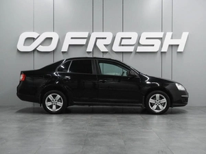 Седан Volkswagen Jetta 2010 года, 798000 рублей, Воронеж