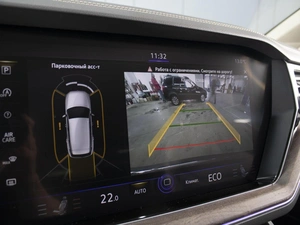 Внедорожник Volkswagen Touareg 2019 года, 5100000 рублей, Омск