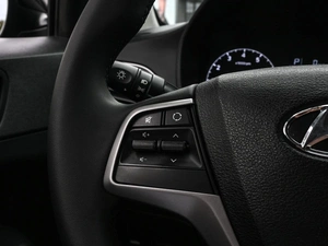 Седан Hyundai Solaris 2018 года, 1099000 рублей, Волгоград