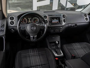 Внедорожник Volkswagen Tiguan 2015 года, 1169000 рублей, Краснодар
