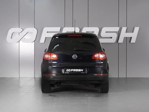 Внедорожник Volkswagen Tiguan 2010 года, 1110000 рублей, Минеральные Воды
