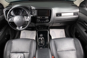 Внедорожник Mitsubishi Outlander 2019 года, 2399000 рублей, Оренбург
