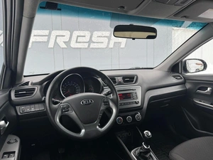 Хетчбэк Kia Rio 2015 года, 879000 рублей, Ижевск