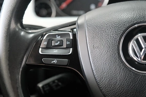 Внедорожник Volkswagen Touareg 2014 года, 2349000 рублей, Омск