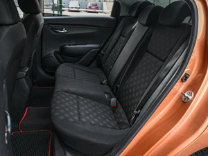 Седан Kia Rio 2018 года, 1499000 рублей, Кирилловка