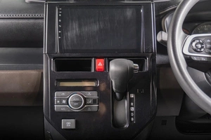 Минивэн Toyota Roomy 2021 года, 1199000 рублей, Томск