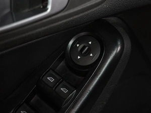 Седан Ford Fiesta 2015 года, 1249000 рублей, Воронеж