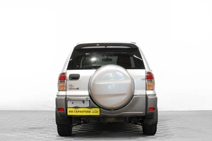 Внедорожник Toyota RAV4 2002 года, 839000 рублей, Барнаул