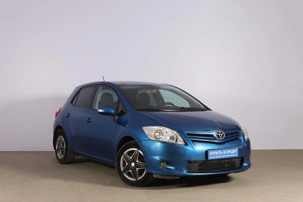Хетчбэк Toyota Auris 2012 года, 1089000 рублей, Новосибирск