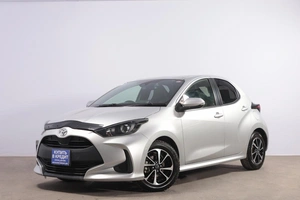 Хетчбэк Toyota Yaris 2021 года, 1059000 рублей, Новосибирск