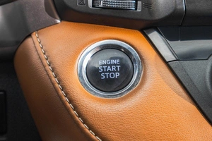 Внедорожник Toyota RAV4 2018 года, 2639000 рублей, Барнаул