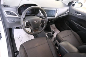 Седан Hyundai Solaris 2022 года, 1469000 рублей, Омск