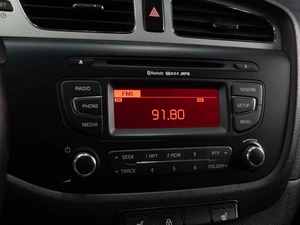 Хетчбэк Kia Ceed 2013 года, 999000 рублей, Тюмень