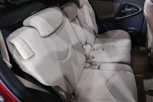 Внедорожник Toyota RAV4 2010 года, 1299000 рублей, Новокузнецк