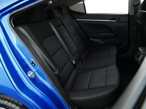 Седан Hyundai Elantra 2018 года, 1499077 рублей, Москва