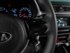 Седан Kia Rio 2021 года, 1589000 рублей, Воронеж