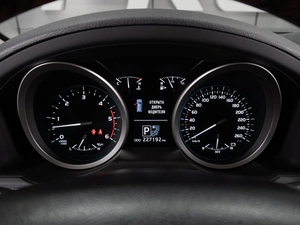 Внедорожник Toyota Land Cruiser 2012 года, 3600000 рублей, Тюмень
