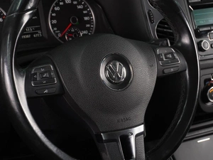 Внедорожник Volkswagen Tiguan 2012 года, 1429000 рублей, Воронеж