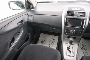Универсал Toyota Corolla Fielder 2010 года, 899000 рублей, Красноярск