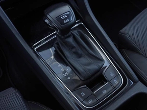 Внедорожник Skoda Karoq 2021 года, 2089000 рублей, Нижний Новгород