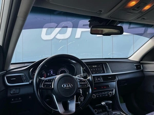 Седан Kia Optima 2018 года, 1623000 рублей, Ижевск