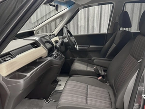Минивэн Honda Freed 2018 года, 1345000 рублей, Красноярск