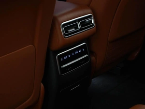 Внедорожник Li Auto L7 2023 года, 5447444 рублей, Москва
