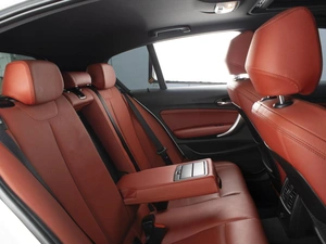 Хетчбэк BMW 1 серия 2015 года, 1640000 рублей, Омск