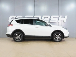 Внедорожник Toyota RAV4 2017 года, 2549000 рублей, Воронеж