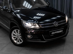 Внедорожник Volkswagen Tiguan 2013 года, 1819000 рублей, Тюмень