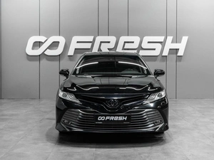 Седан Toyota Camry 2018 года, 2450000 рублей, Тюмень