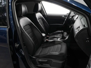 Хетчбэк Volkswagen Golf 2013 года, 1179000 рублей, Тюмень