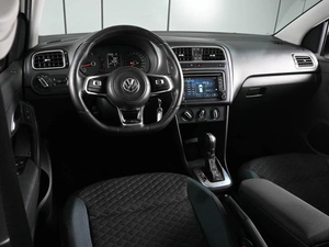 Седан Volkswagen Polo 2019 года, 1329000 рублей, Аксай