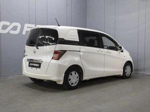 Минивэн Honda Freed 2011 года, 1260000 рублей, Омск