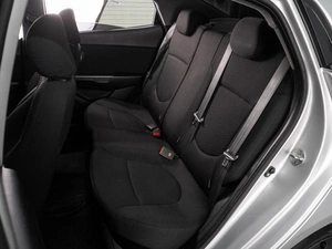 Хетчбэк Kia Rio 2012 года, 799000 рублей, Воронеж