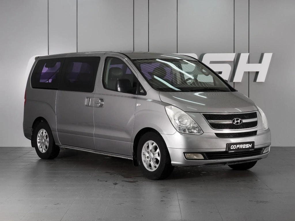 Минивэн Hyundai Grand Starex 2012 года, 1839000 рублей, Минеральные Воды