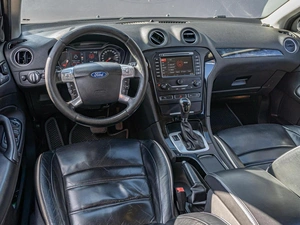Седан Ford Mondeo 2012 года, 999000 рублей, Краснодар