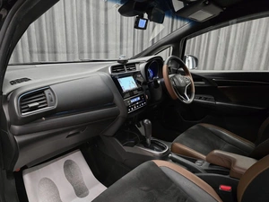 Хетчбэк Honda Fit 2019 года, 1100000 рублей, Красноярск
