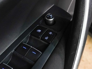 Седан Toyota Corolla 2021 года, 1849000 рублей, Воронеж