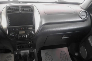 Внедорожник Toyota RAV4 2004 года, 979000 рублей, Кемерово