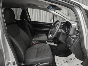 Хетчбэк Honda Fit 2016 года, 879000 рублей, Красноярск