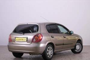 Хетчбэк Nissan Almera 2005 года, 439000 рублей, Омск