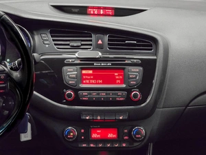 Хетчбэк Kia Ceed 2014 года, 1010000 рублей, Красноярск