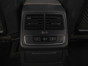 Седан Audi A4 2015 года, 1967111 рублей, Ставрополь