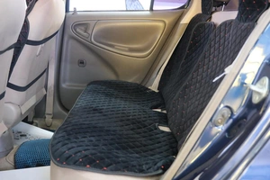 Седан Toyota Platz 2003 года, 399000 рублей, Омск