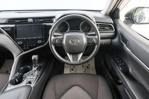 Седан Toyota Camry 2017 года, 2699000 рублей, Красноярск