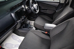 Хетчбэк Toyota Vitz 2019 года, 1169000 рублей, Сургут